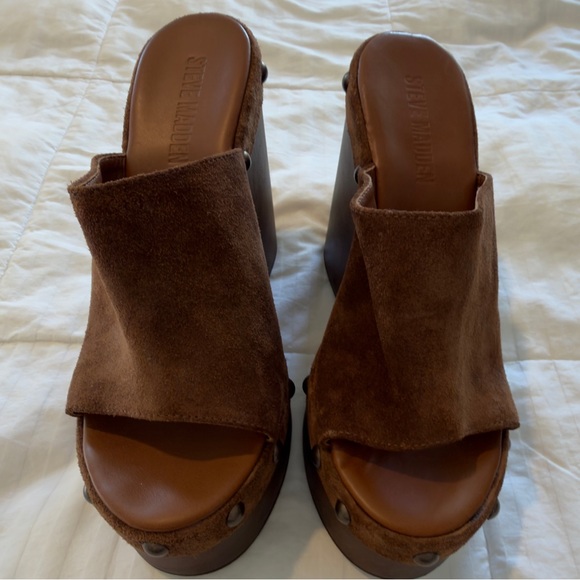 Steve Madden Dark Brown Suede Wedges size 8 excellent used condition - Picture 2 of 5